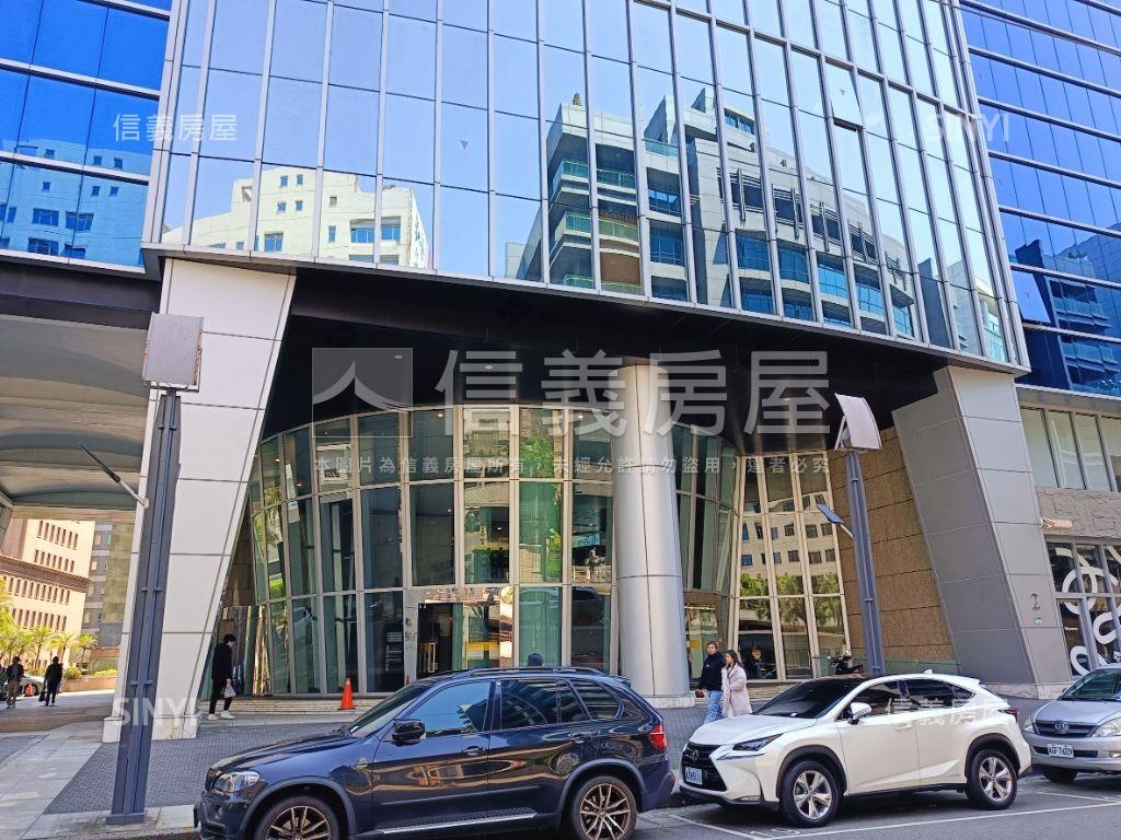 內科新穎採光辦公房屋室內格局與周邊環境