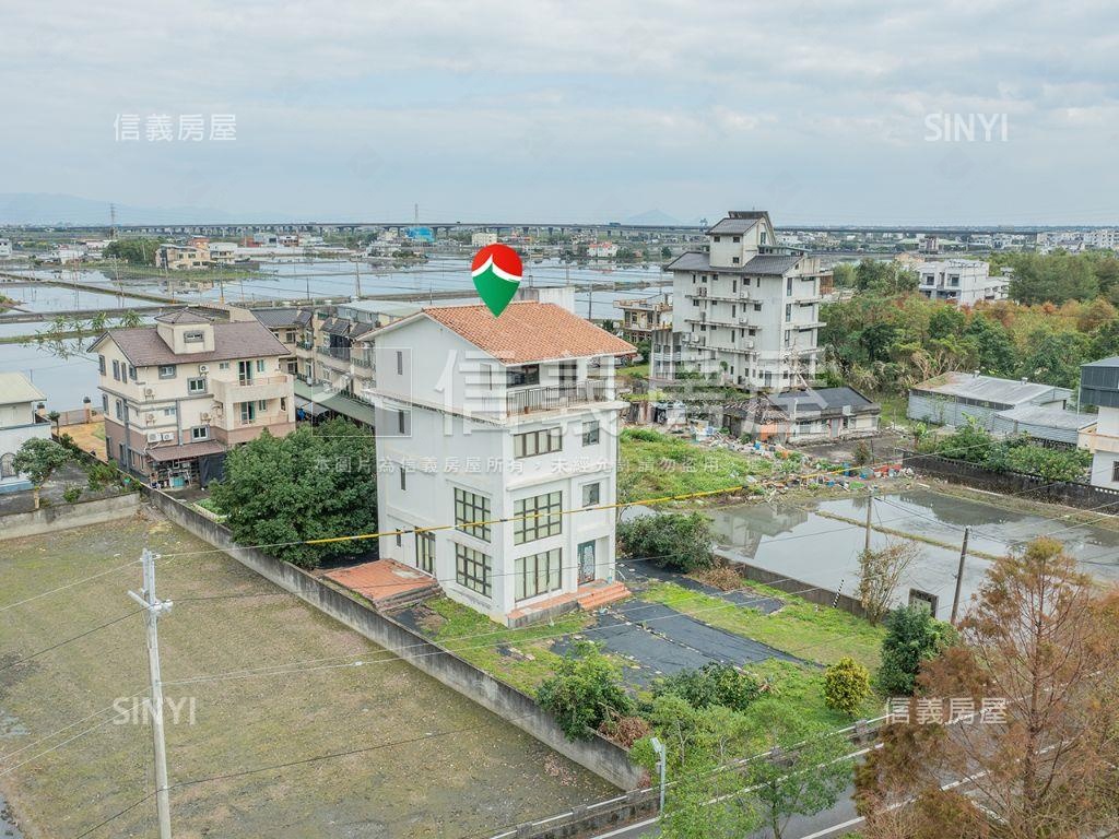 大面積都市土地挑高美式宅房屋室內格局與周邊環境