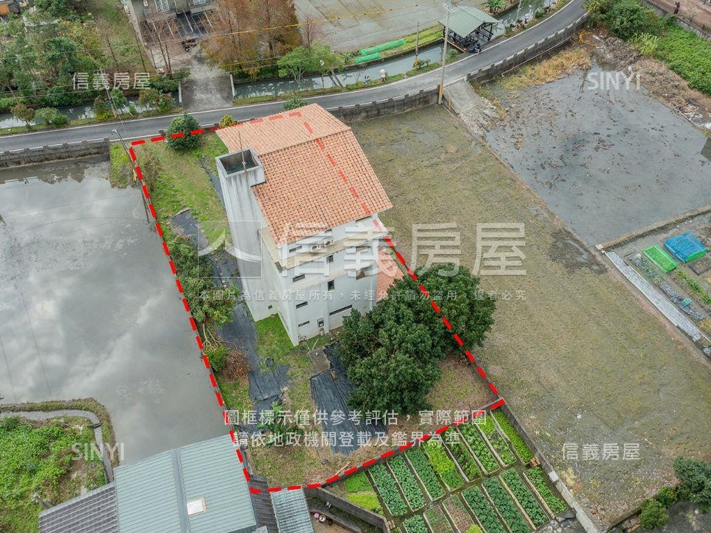 大面積都市土地挑高美式宅房屋室內格局與周邊環境