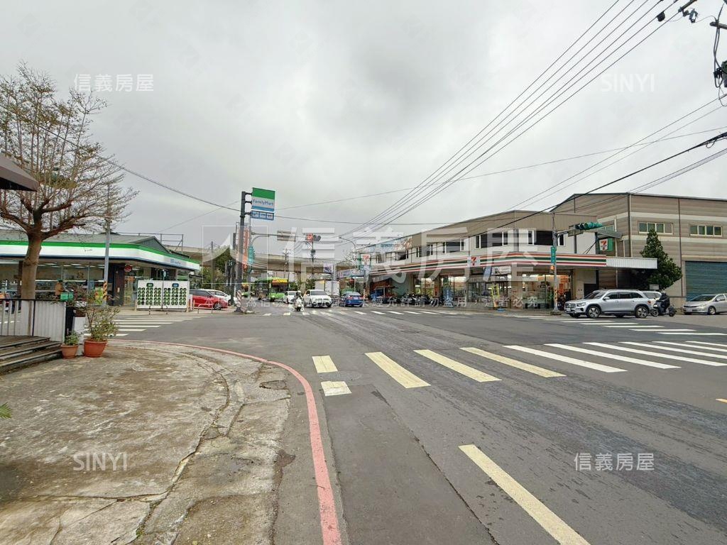 大面寬！未來捷運旁金店面房屋室內格局與周邊環境