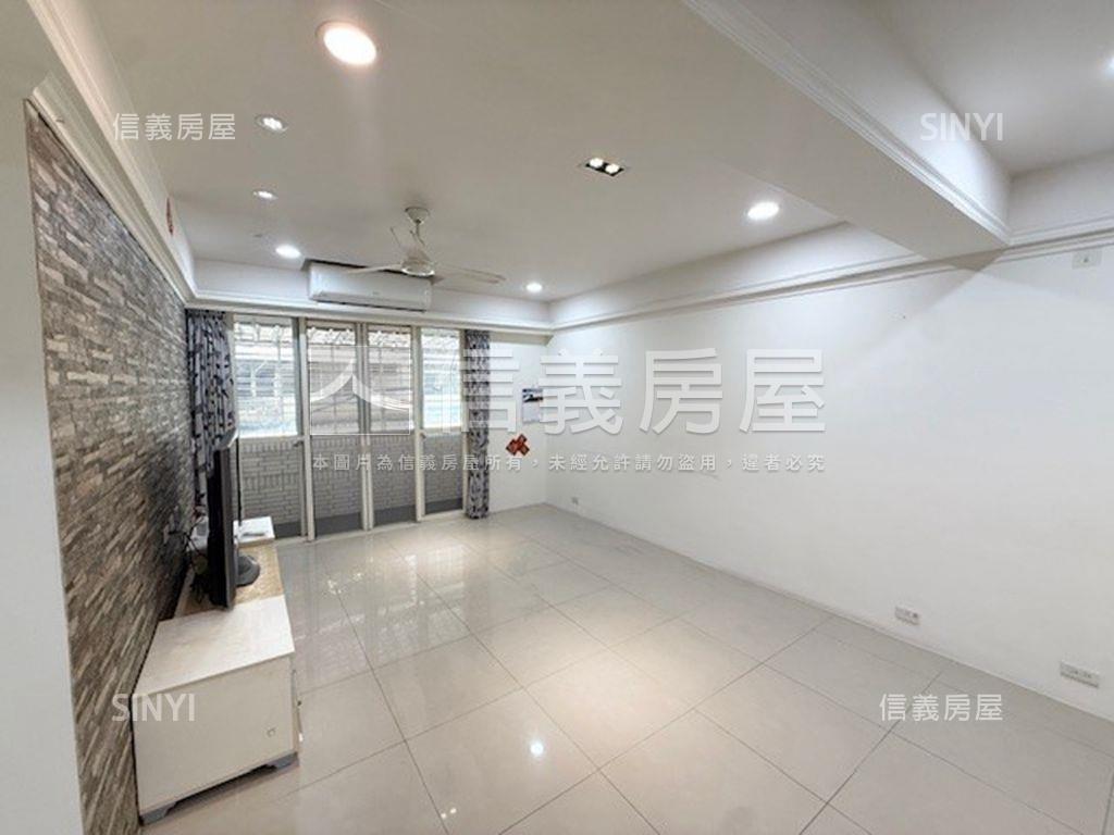 正泰國泰建設邊間二樓美寓房屋室內格局與周邊環境