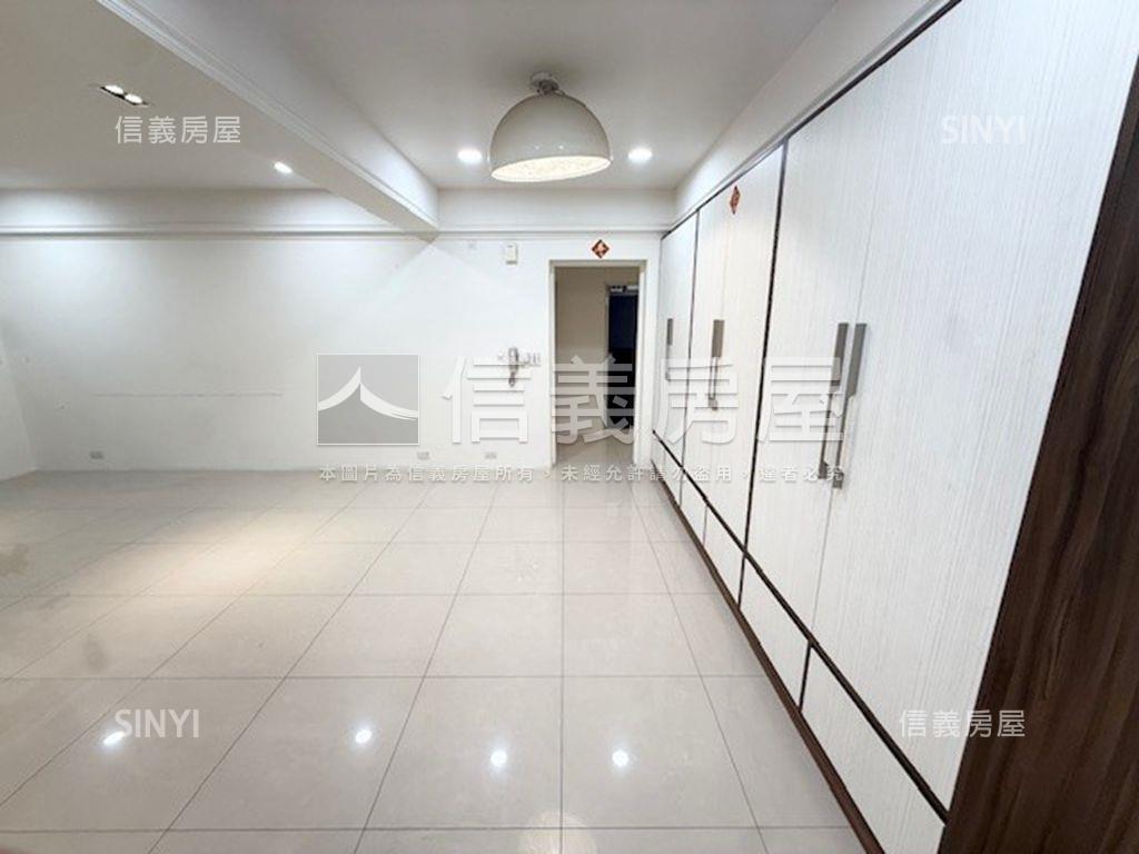 正泰國泰建設邊間二樓美寓房屋室內格局與周邊環境