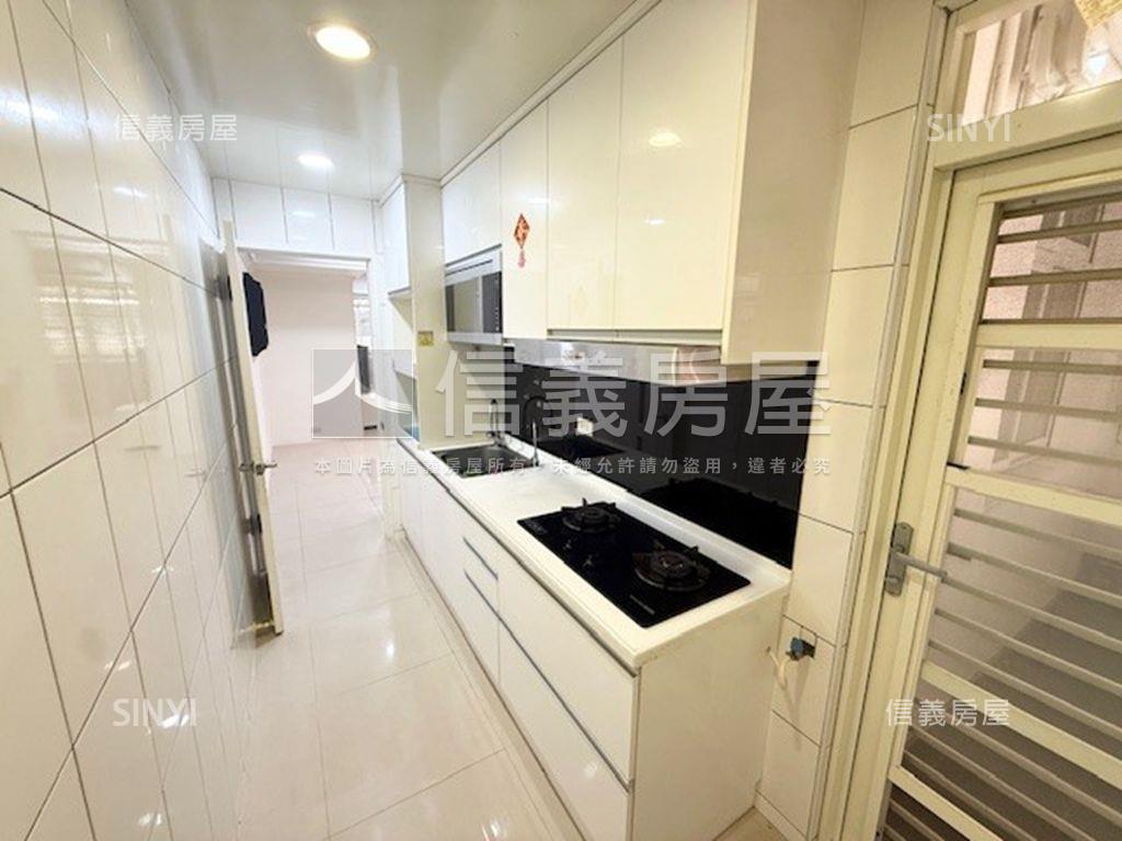 正泰國泰建設邊間二樓美寓房屋室內格局與周邊環境