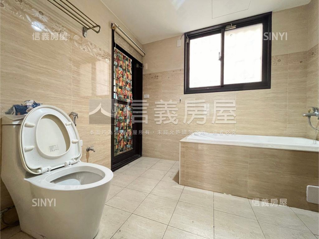 近立新，震後臨路別墅房屋室內格局與周邊環境