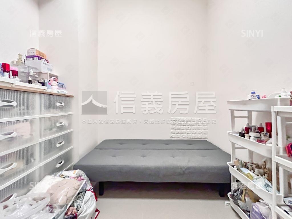 晶采精品挑高兩房房屋室內格局與周邊環境