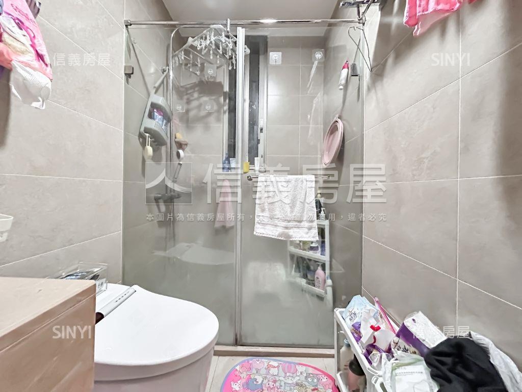 晶采精品挑高兩房房屋室內格局與周邊環境