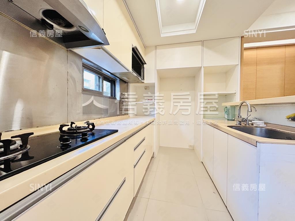 大湖稀有釋出邊間美寓３樓房屋室內格局與周邊環境