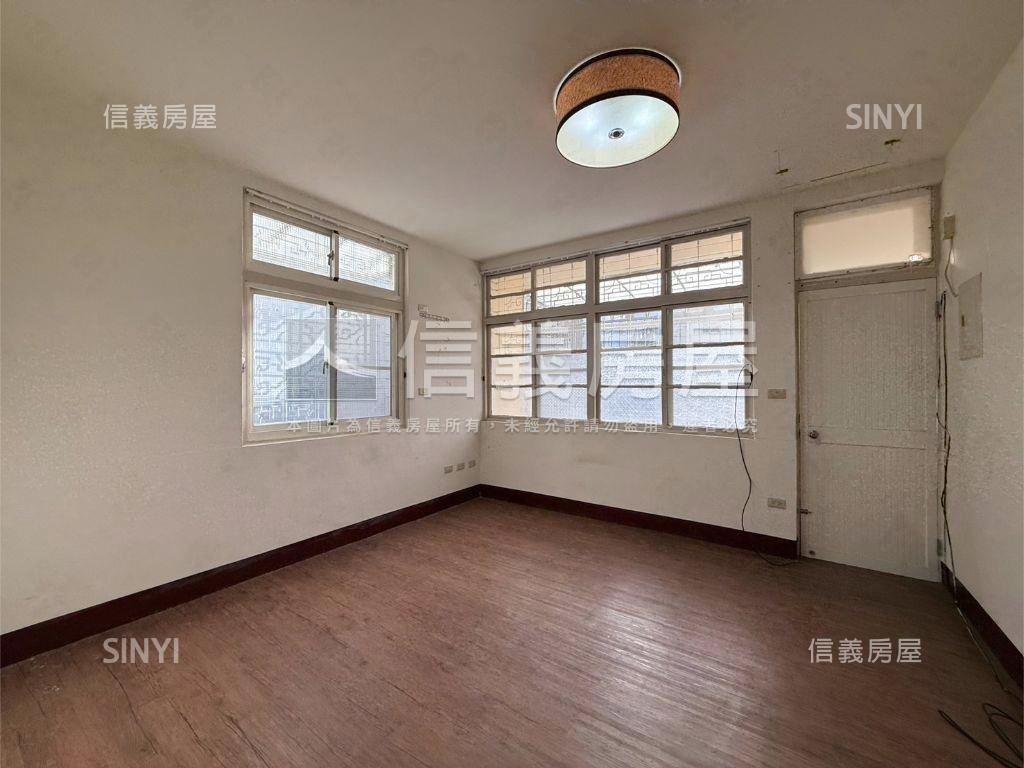 內惟大榮稀有透天房屋室內格局與周邊環境