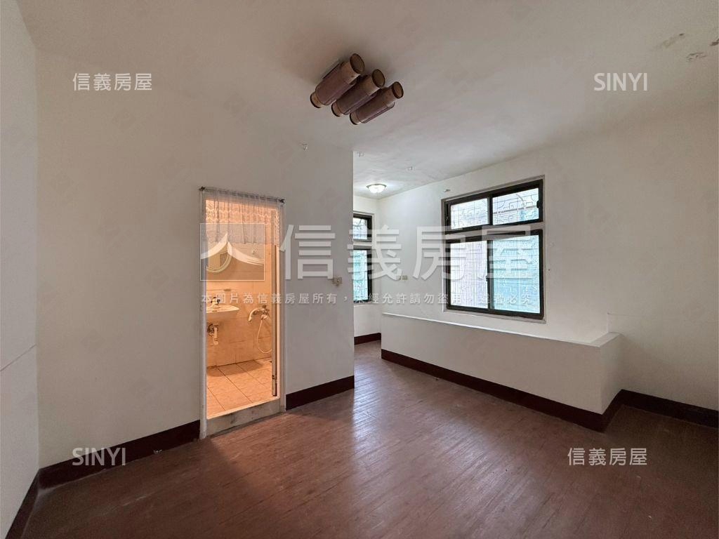 內惟大榮稀有透天房屋室內格局與周邊環境