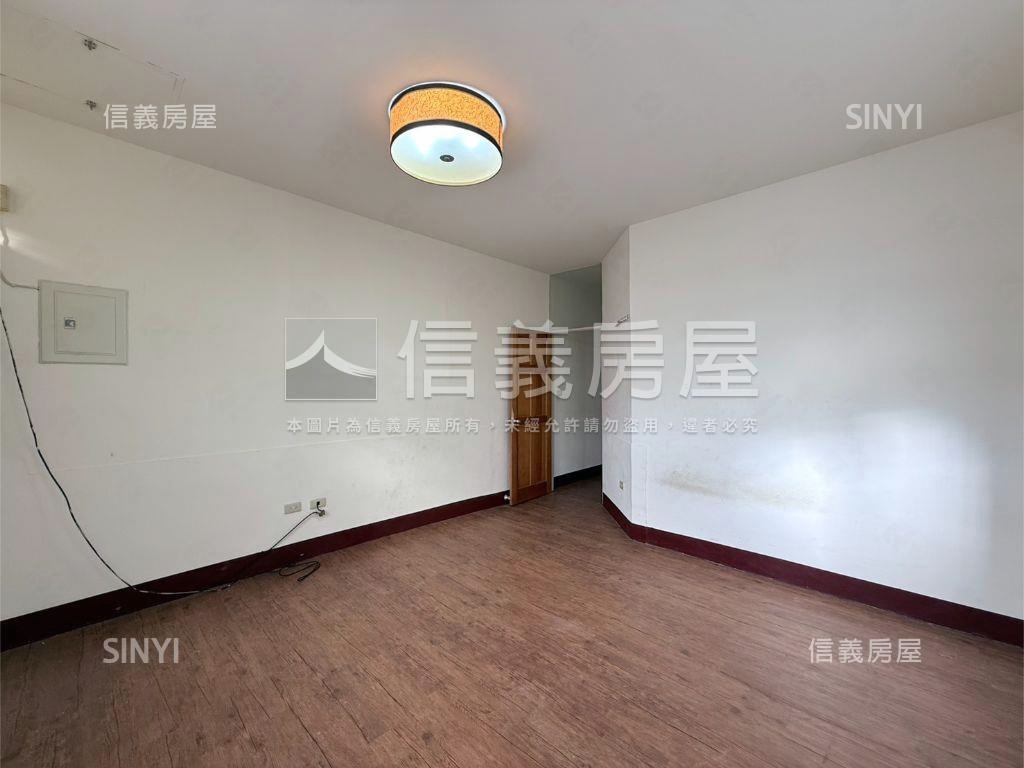 內惟大榮稀有透天房屋室內格局與周邊環境