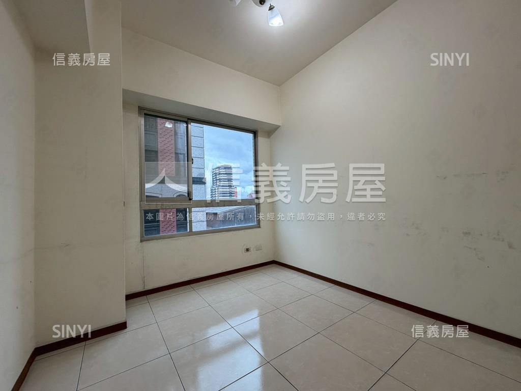 國賓時代大廈房屋室內格局與周邊環境