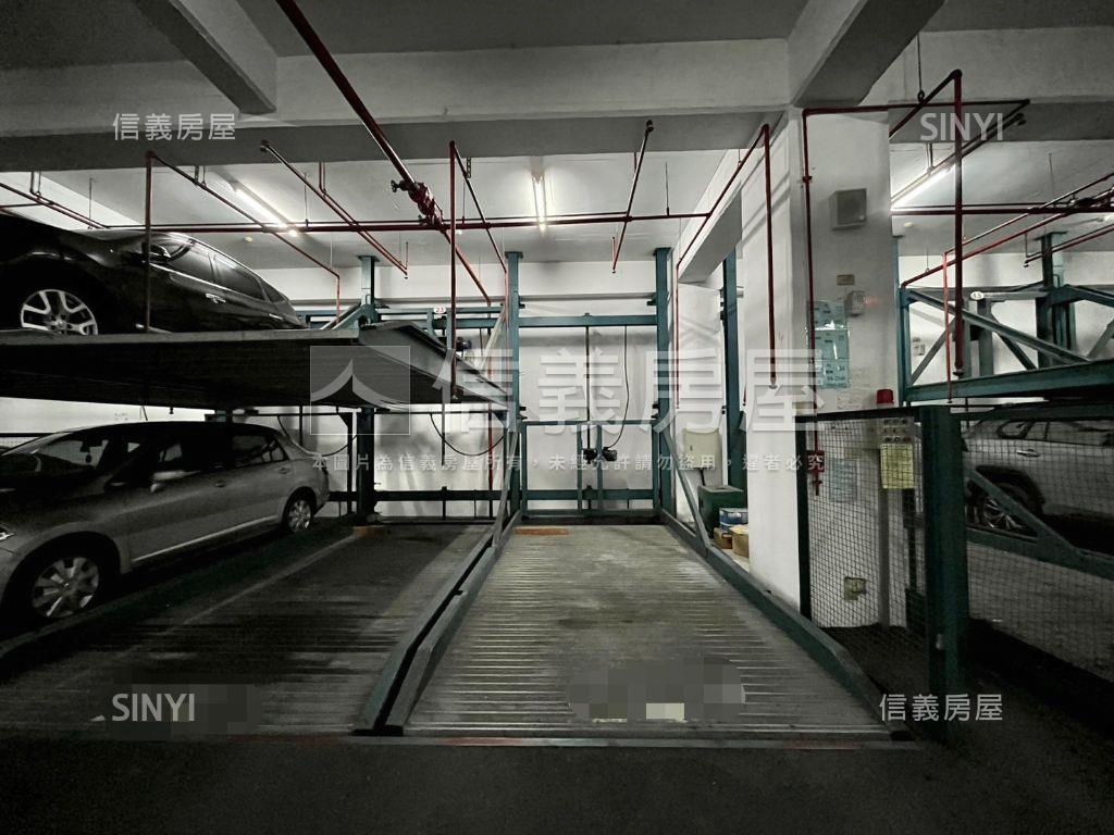 大銪臻品★近一中三房車位房屋室內格局與周邊環境