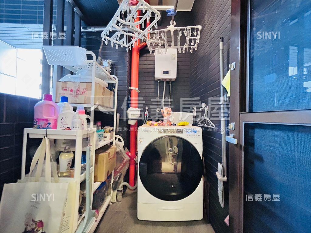 稀有邊間璟都柏悅兩房車位房屋室內格局與周邊環境
