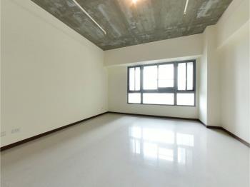 ＶＲ富裔✦高樓視野秋紅谷