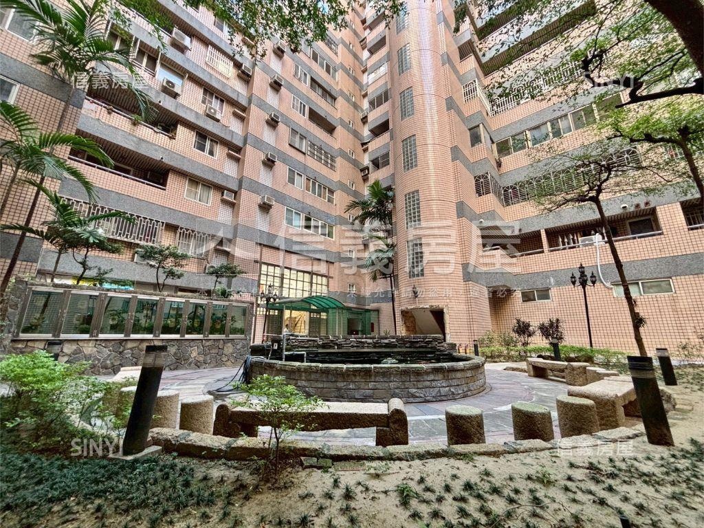 碧夏庭次頂樓整理三房房屋室內格局與周邊環境