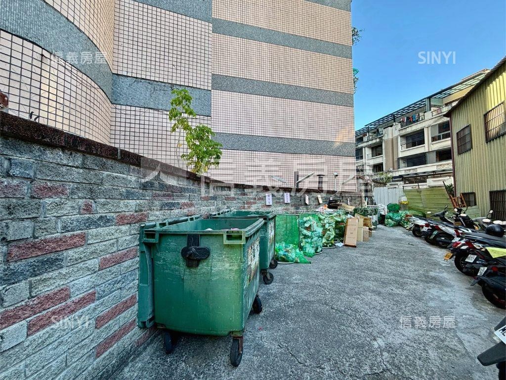 碧夏庭次頂樓整理三房房屋室內格局與周邊環境