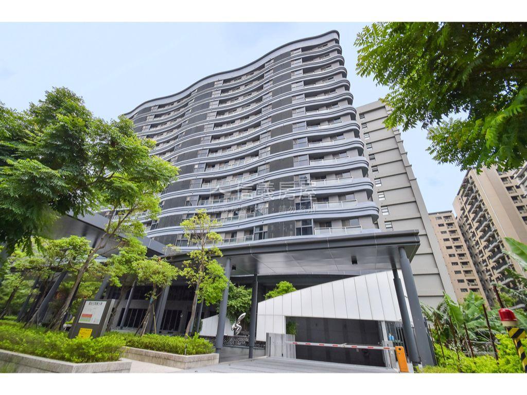 高鐵區三上時上美套房房屋室內格局與周邊環境