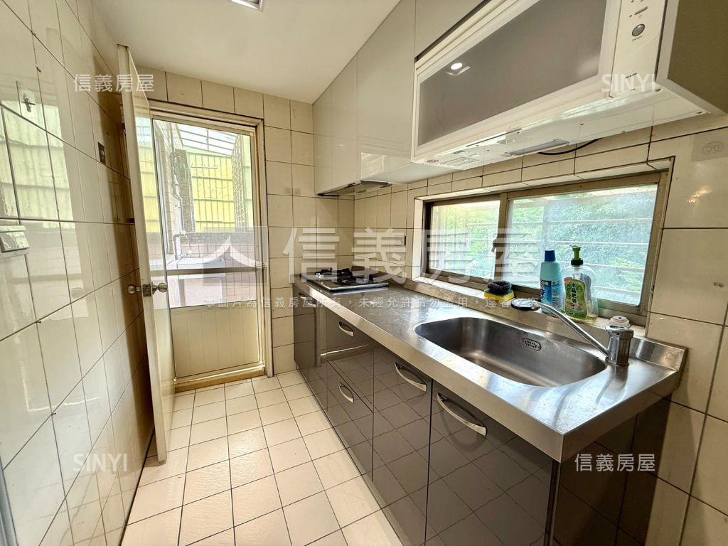 龍景｜幸福成家溫馨三房房屋室內格局與周邊環境