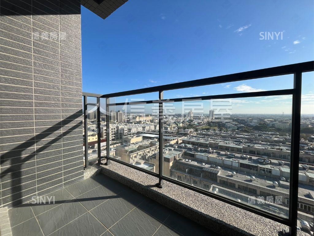 近秀傳３房雙車位大樓房屋室內格局與周邊環境