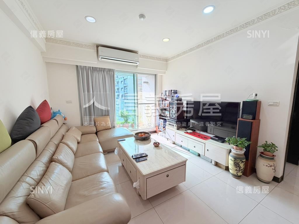 稀有印象法藍大三房車位房屋室內格局與周邊環境