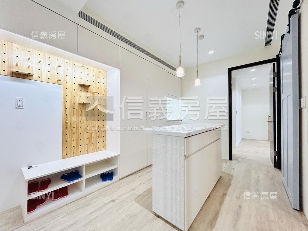 常御稀有釋出房屋室內格局與周邊環境