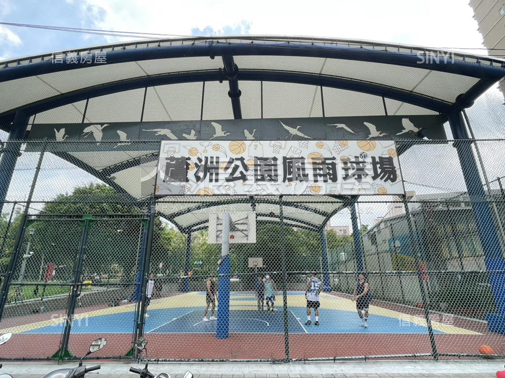 捷運忠孝青隱２房車位房屋室內格局與周邊環境