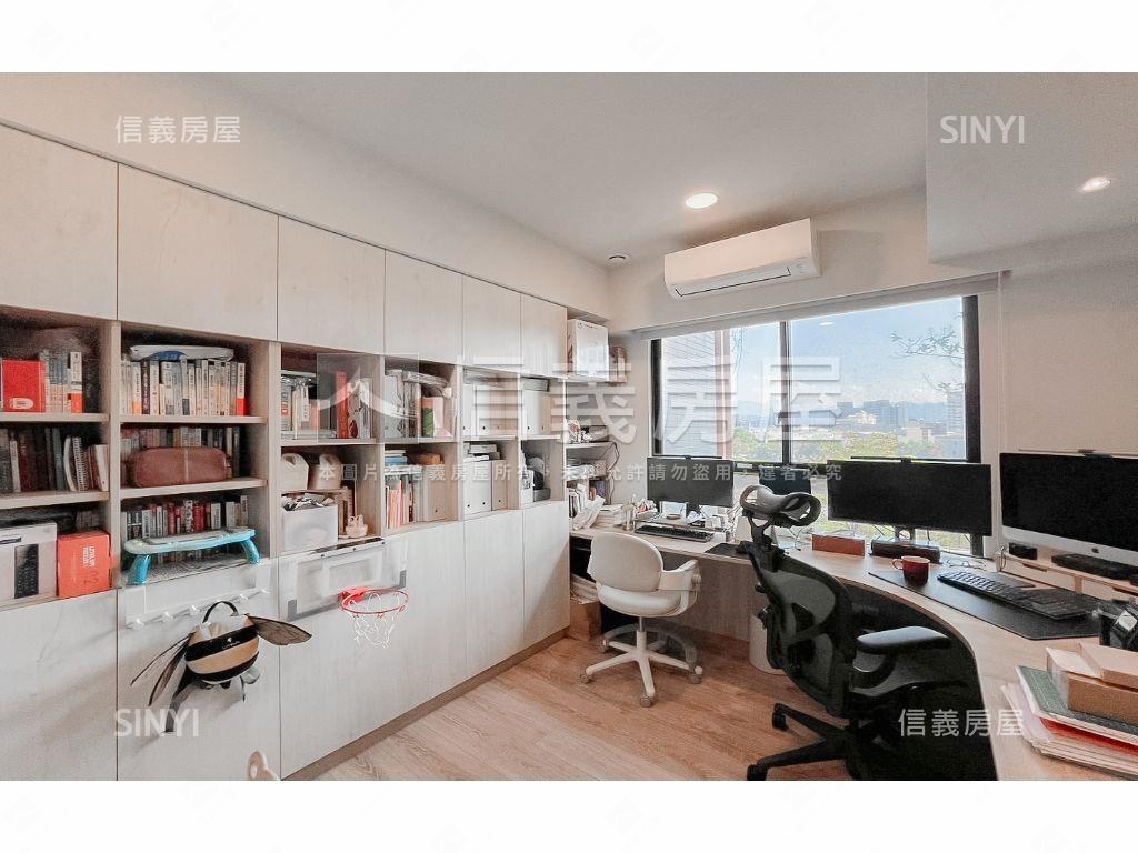鉅虹水岸岩美屋房屋室內格局與周邊環境