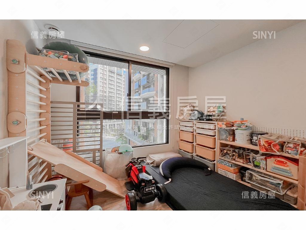 鉅虹水岸岩美屋房屋室內格局與周邊環境