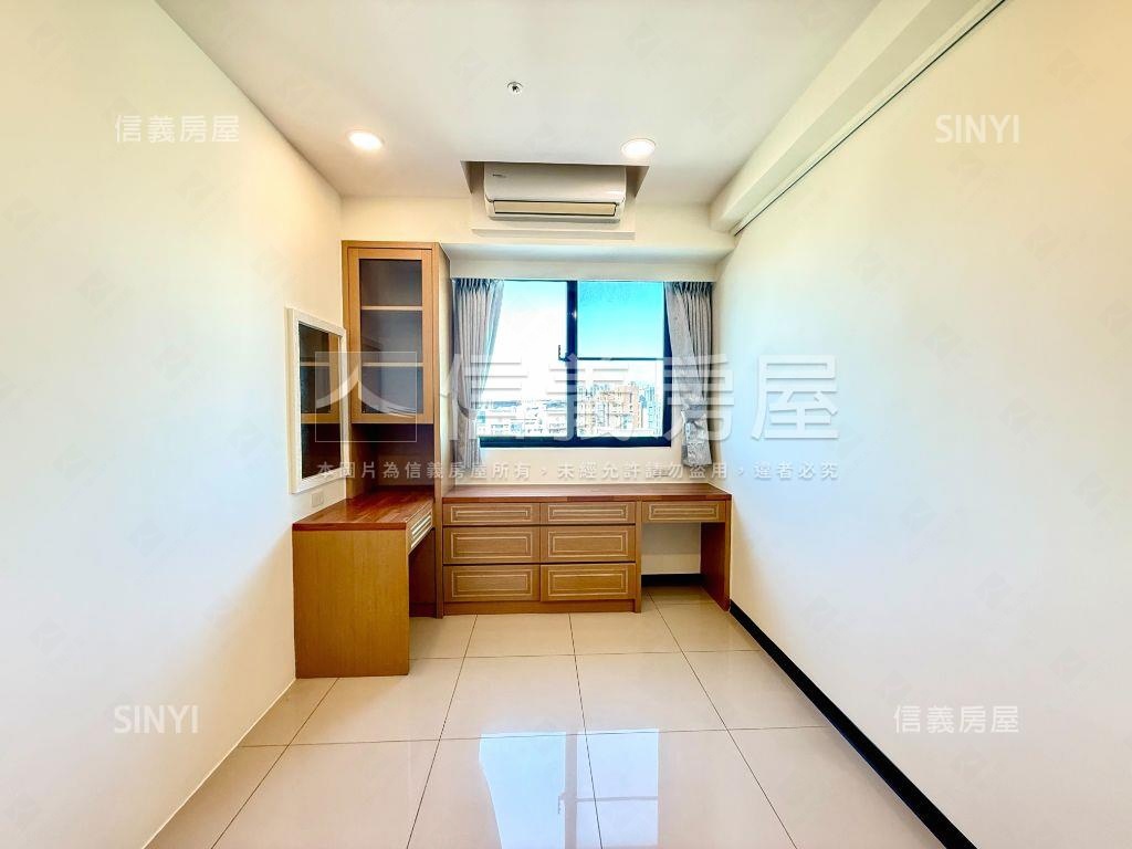 高樓層美景四房雙車位房屋室內格局與周邊環境