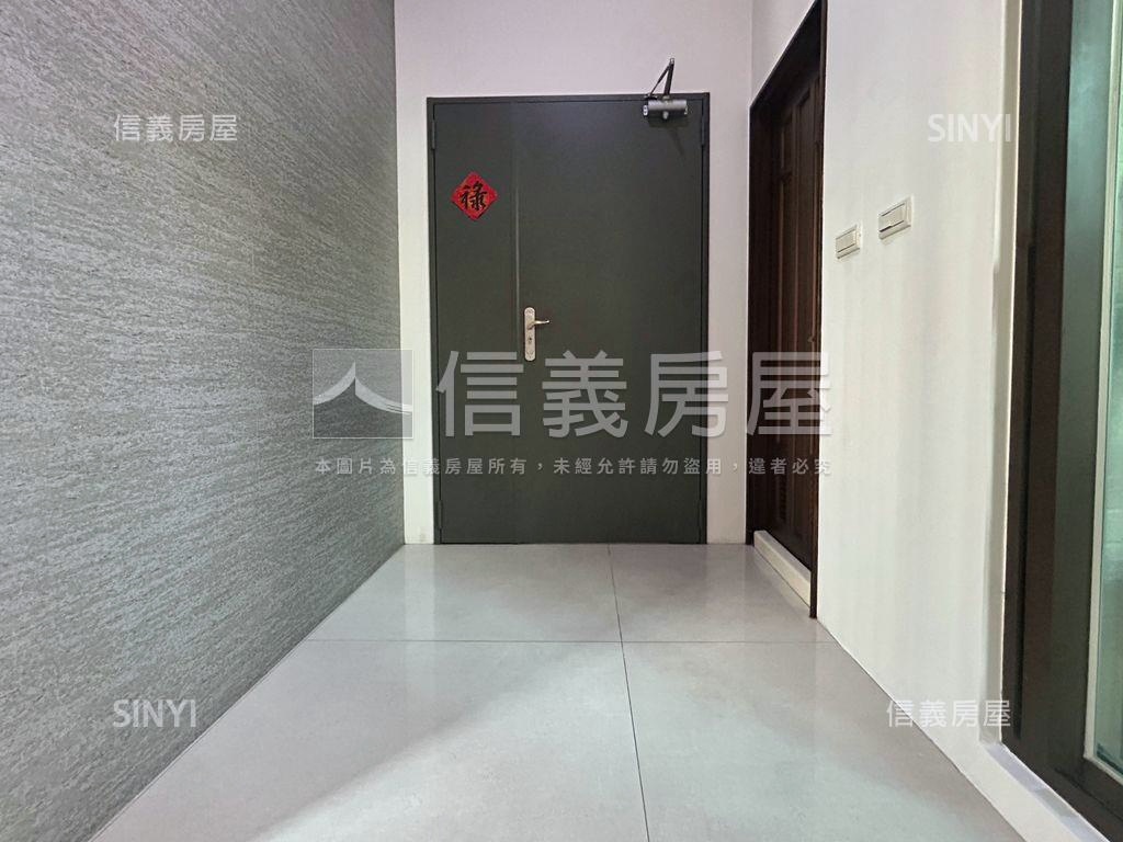 東區皇龍角窗店面房屋室內格局與周邊環境