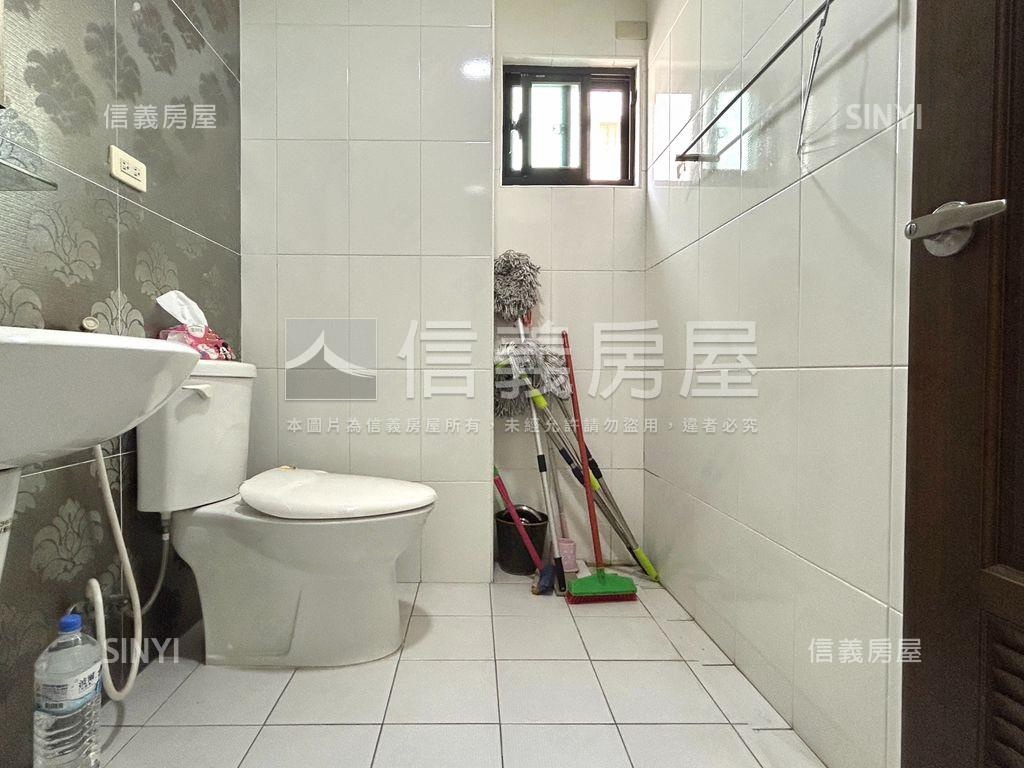 東區皇龍角窗店面房屋室內格局與周邊環境