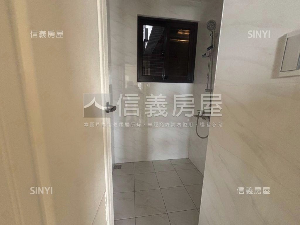 維瓦第泰極三房平車房屋室內格局與周邊環境