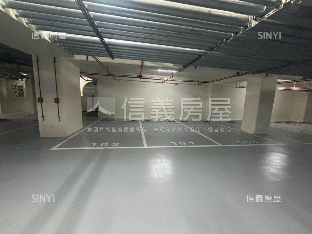 維瓦第泰極三房平車房屋室內格局與周邊環境