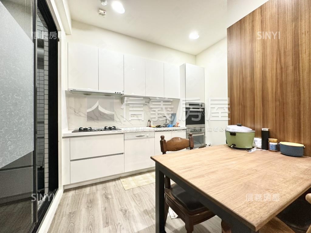 新都廳典雅釋出附獨立平車房屋室內格局與周邊環境