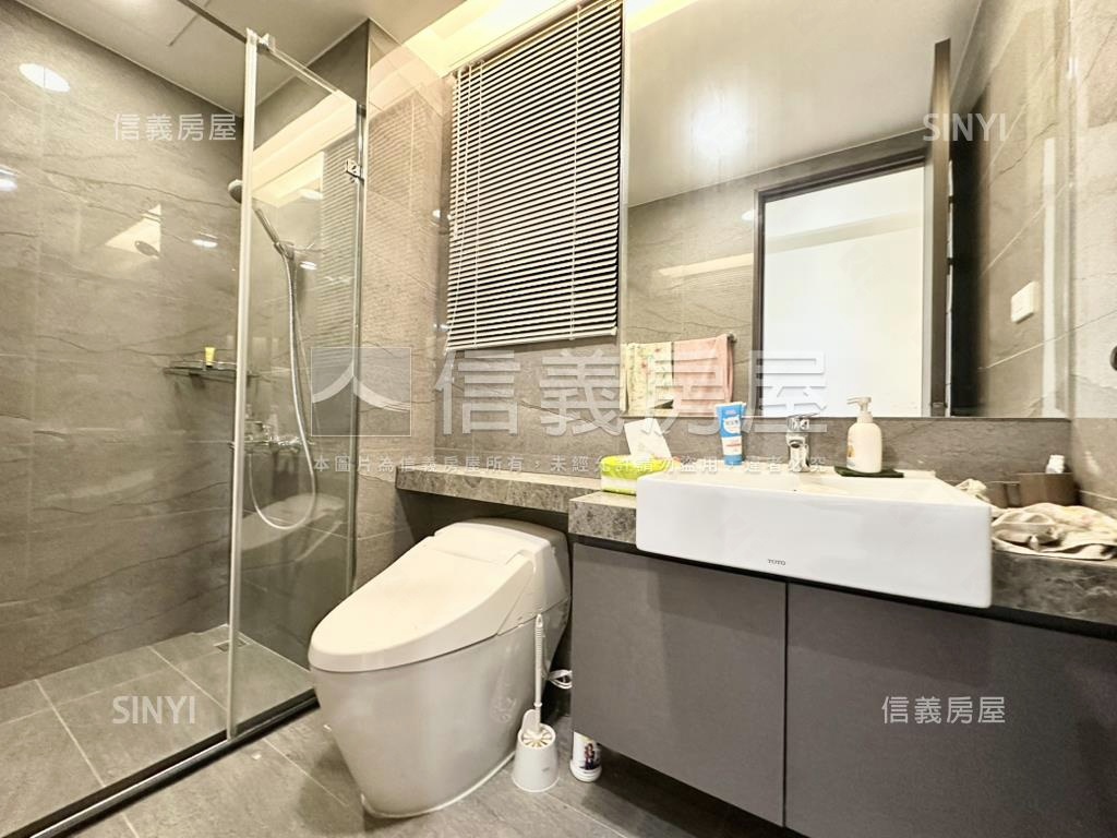 新都廳典雅釋出附獨立平車房屋室內格局與周邊環境