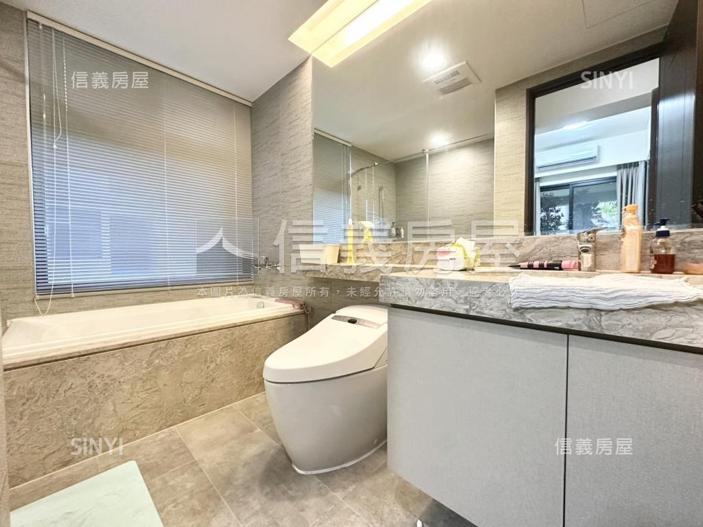 新都廳典雅釋出附獨立平車房屋室內格局與周邊環境