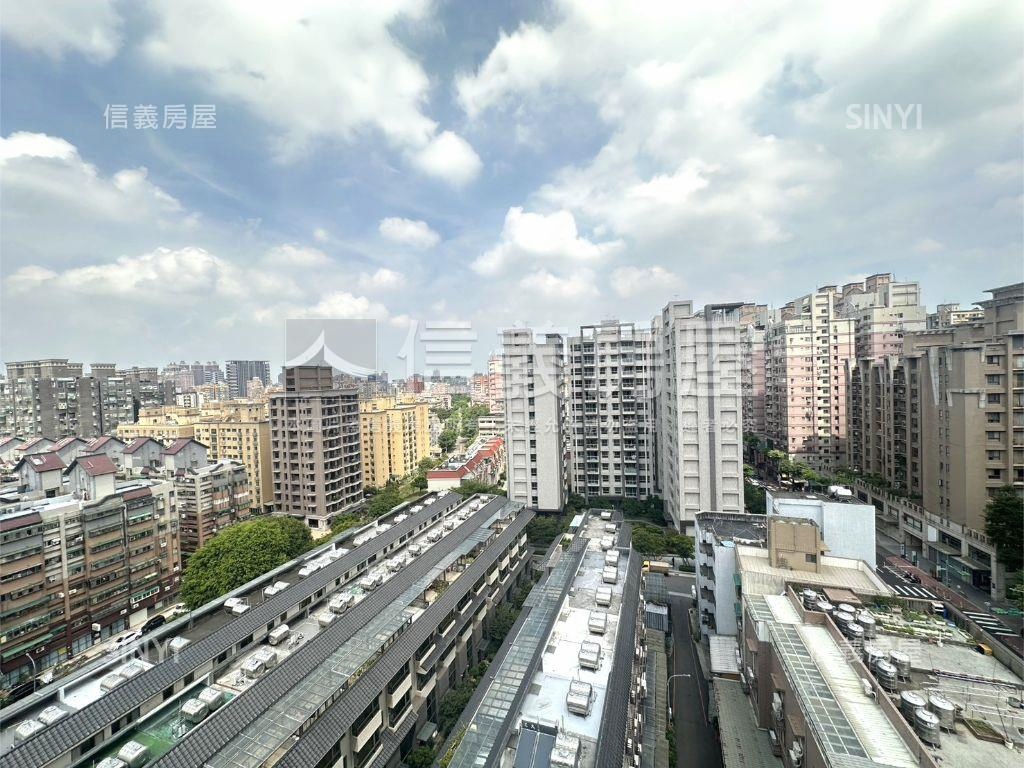 大有國中旁稀有三房車位房屋室內格局與周邊環境