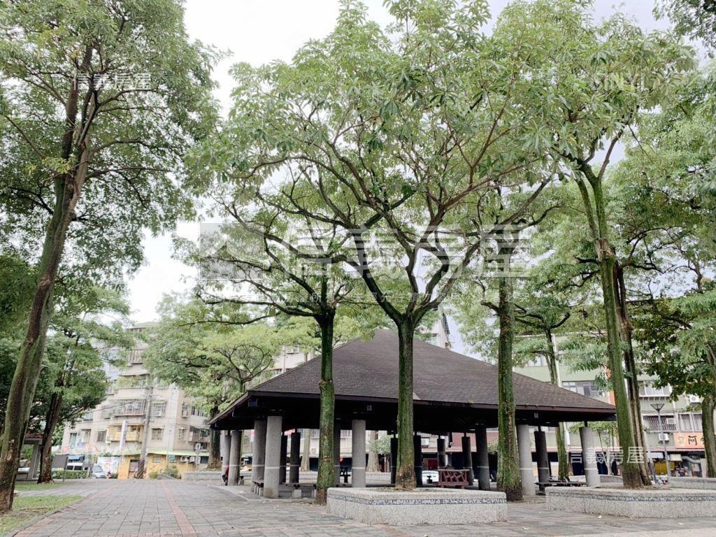 青年福利園溫馨大空間房屋室內格局與周邊環境
