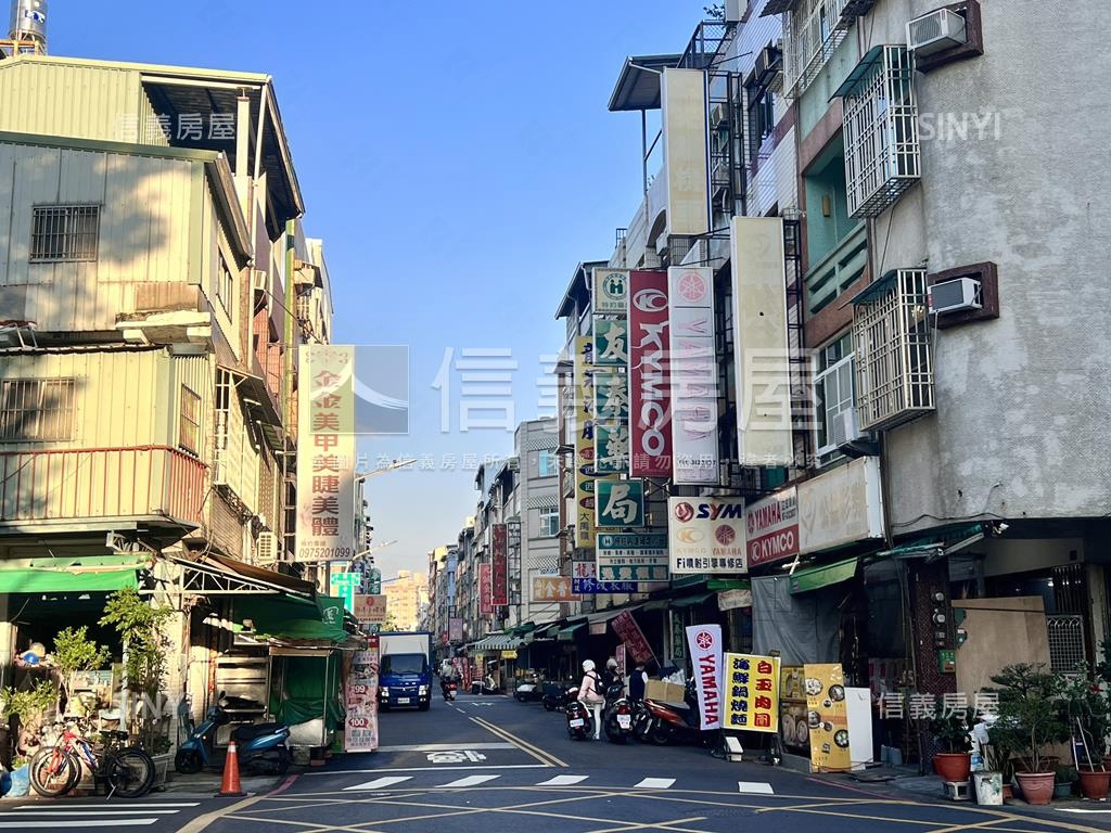 晶悅河畔公園首排四房平車房屋室內格局與周邊環境