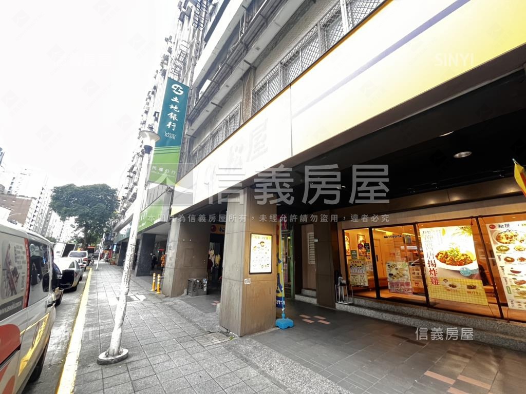 民權西路捷運站金店面房屋室內格局與周邊環境