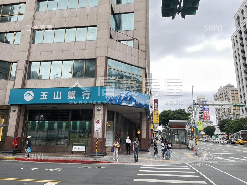 民權西路捷運站金店面房屋室內格局與周邊環境