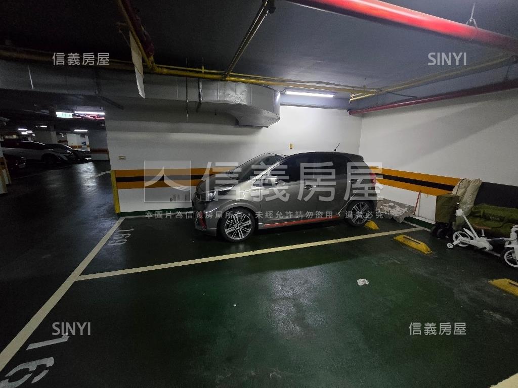 鎮金殿優質坡平車位房屋室內格局與周邊環境