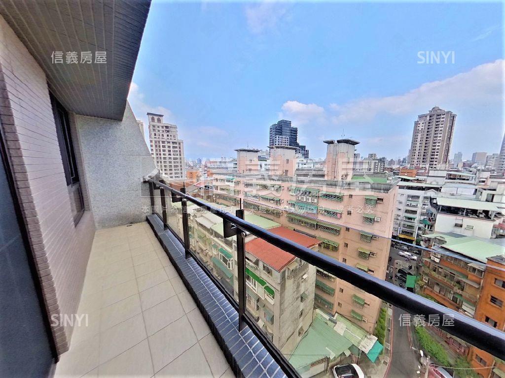 仁愛傳家全新三房車位房屋室內格局與周邊環境