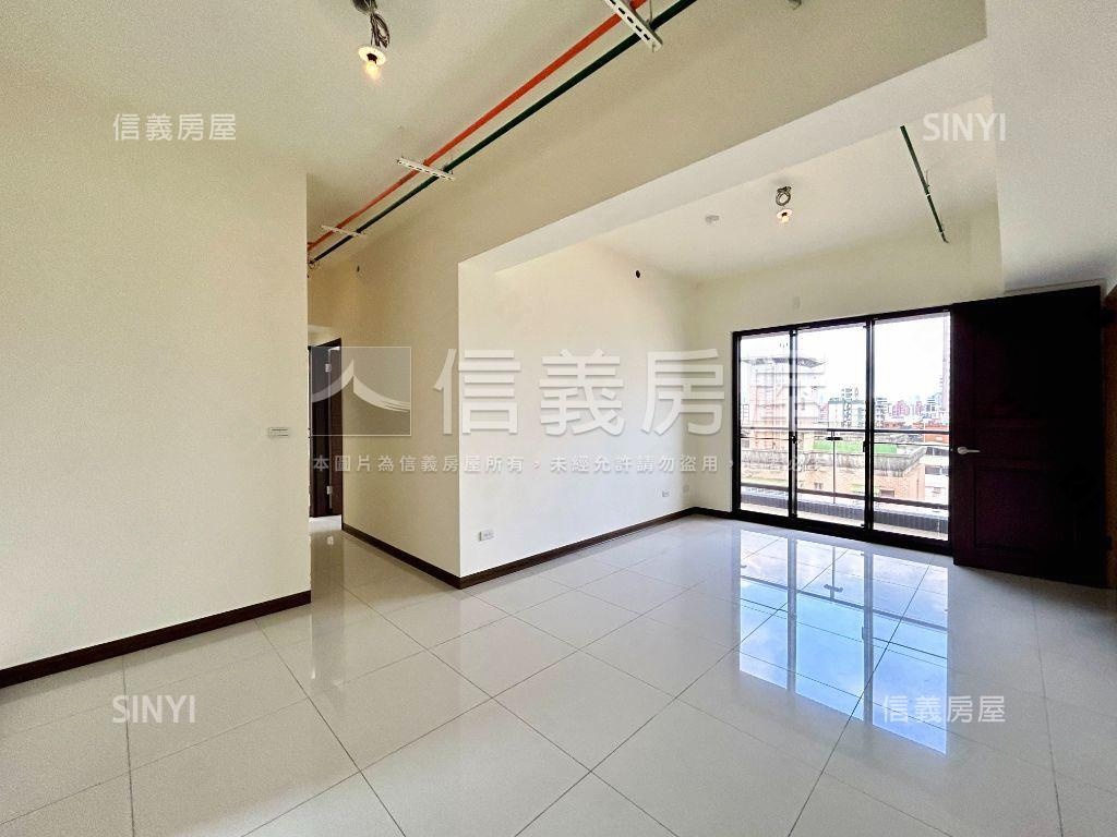 仁愛傳家全新三房車位房屋室內格局與周邊環境