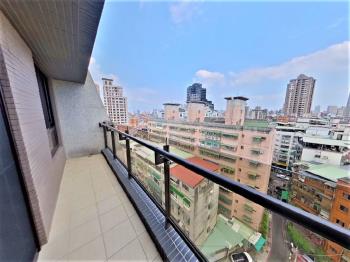 仁愛傳家全新三房車位