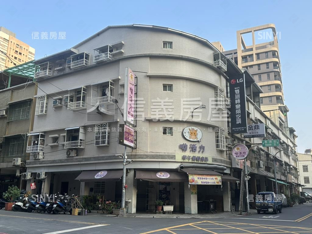 高科大收租三角窗透店房屋室內格局與周邊環境
