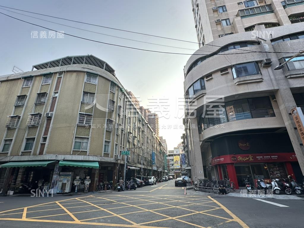 高科大收租三角窗透店房屋室內格局與周邊環境