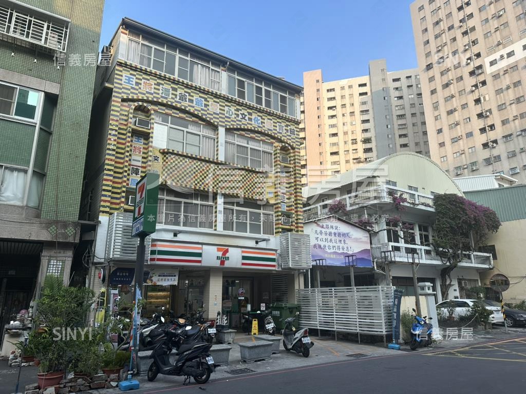 高科大收租三角窗透店房屋室內格局與周邊環境