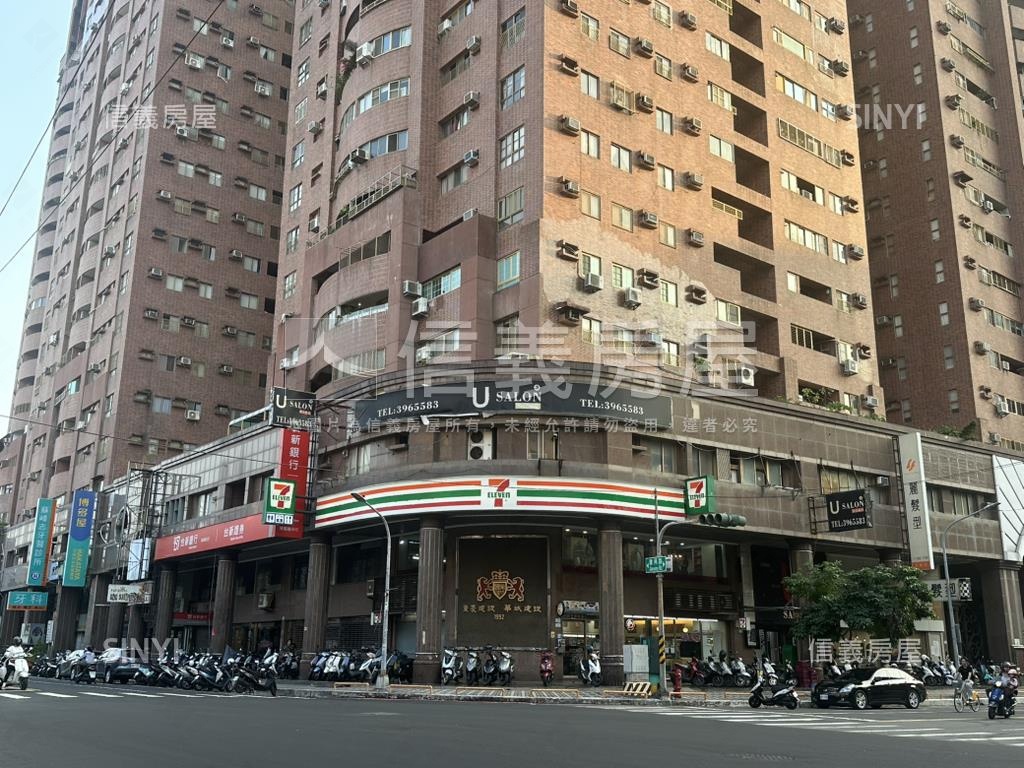 高科大收租三角窗透店房屋室內格局與周邊環境