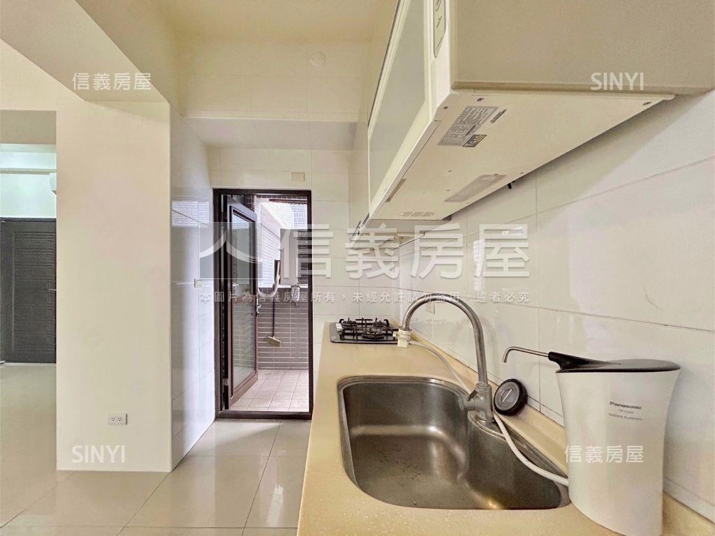 圓周綠黃金樓層房屋室內格局與周邊環境